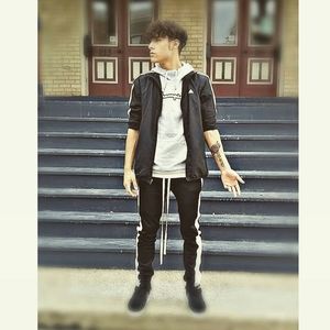 Meet your Posher, Zac